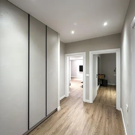 Ines Apartament *
